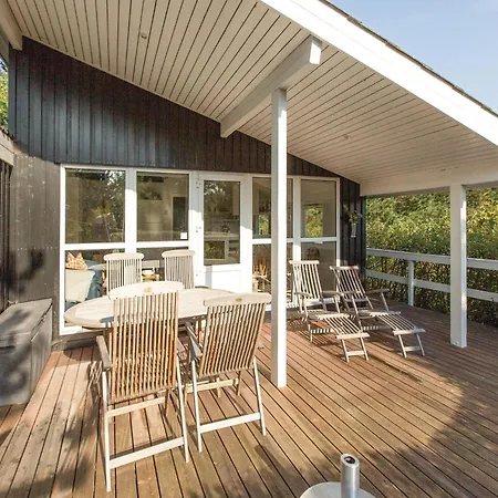 Two-bedroom In Asnas Casa vacanze