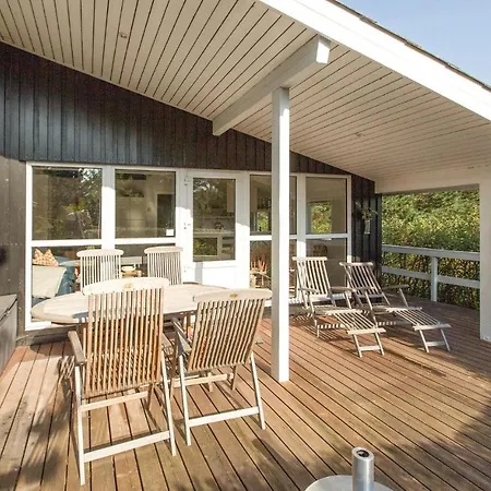 Two-bedroom In Asnas Asnæs