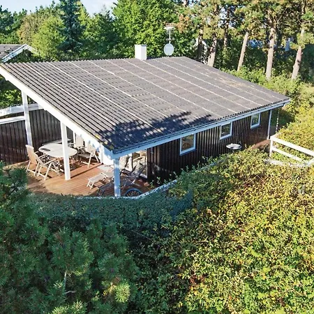 Two-bedroom In Asnas * Asnæs